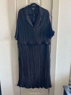 Dressed in LALA Black Pleated Maxi Dress with Collared Top